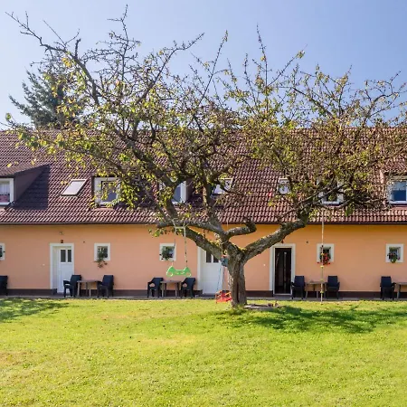 Rabyne-1 By Interhome شقة *