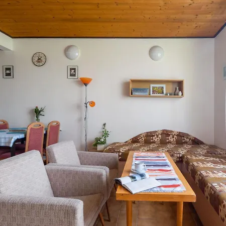 Rabyne-1 By Interhome Rabyne