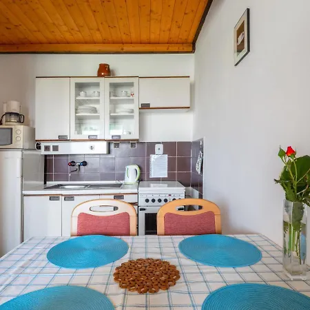 Apartment Rabyne-1 By Interhome Rabyne