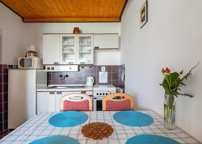 Apartment Rabyne-1 By Interhome Rabyne